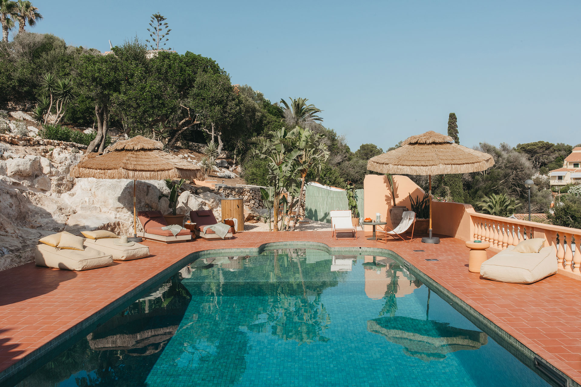 terrasse avec piscine maison  méditerranéenne El Puente Al Amor Minorque
