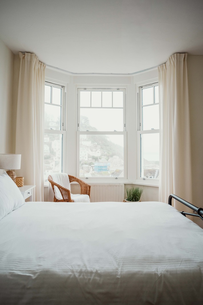 bedroom terraced Victorian house near the sea bedroom terraced Victorian house near the sea