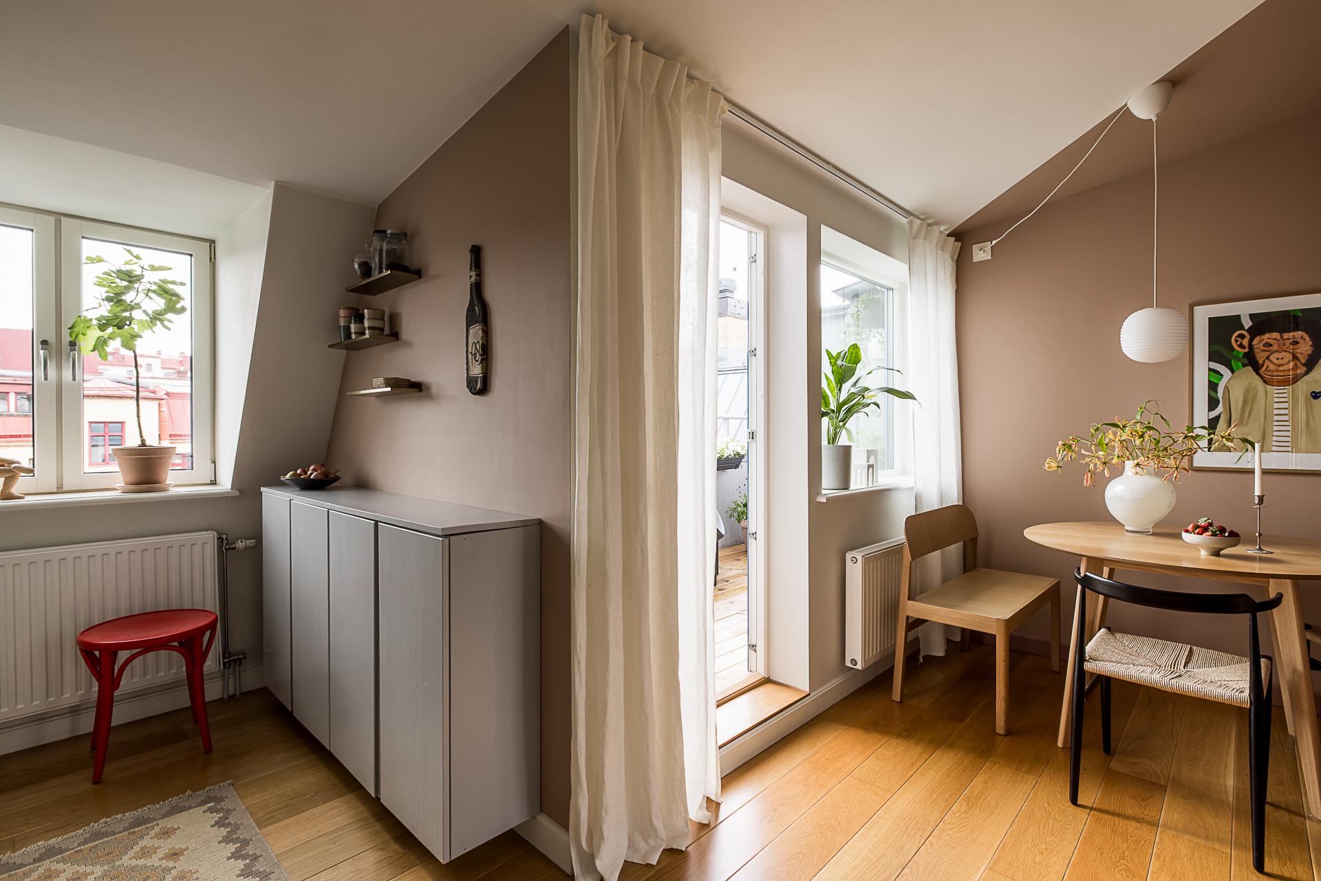 cuisine décoration contemporaine appartement avec lampadaire IKEA PS 2026 cuisine décoration contemporaine appartement avec lampadaire IKEA PS 2026