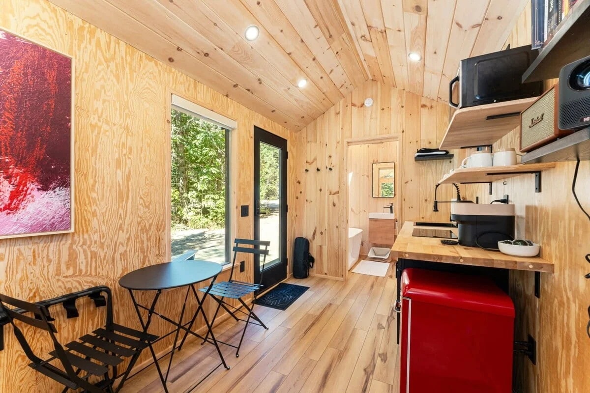 tiny house nordique Luna Nook Maine tiny house nordique Luna Nook Maine