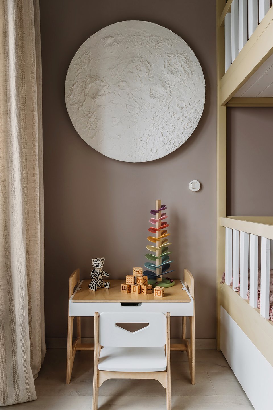 chambre enfant lits superposés appartement de 60m2 décoration contemporaine chambre enfant lits superposés appartement de 60m2 décoration contemporaine