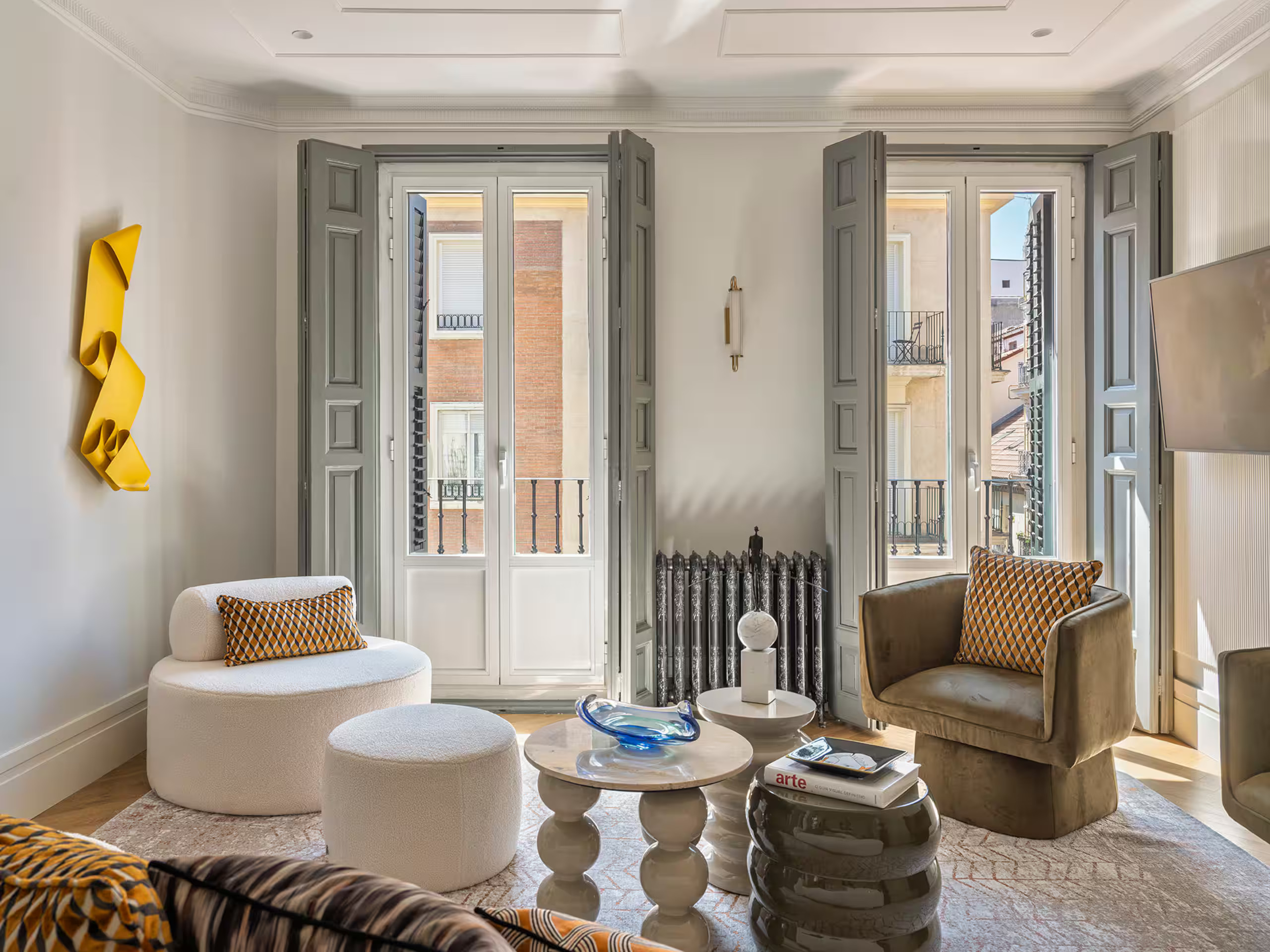 salon appartement chic et design à Madrid Seven Balconies