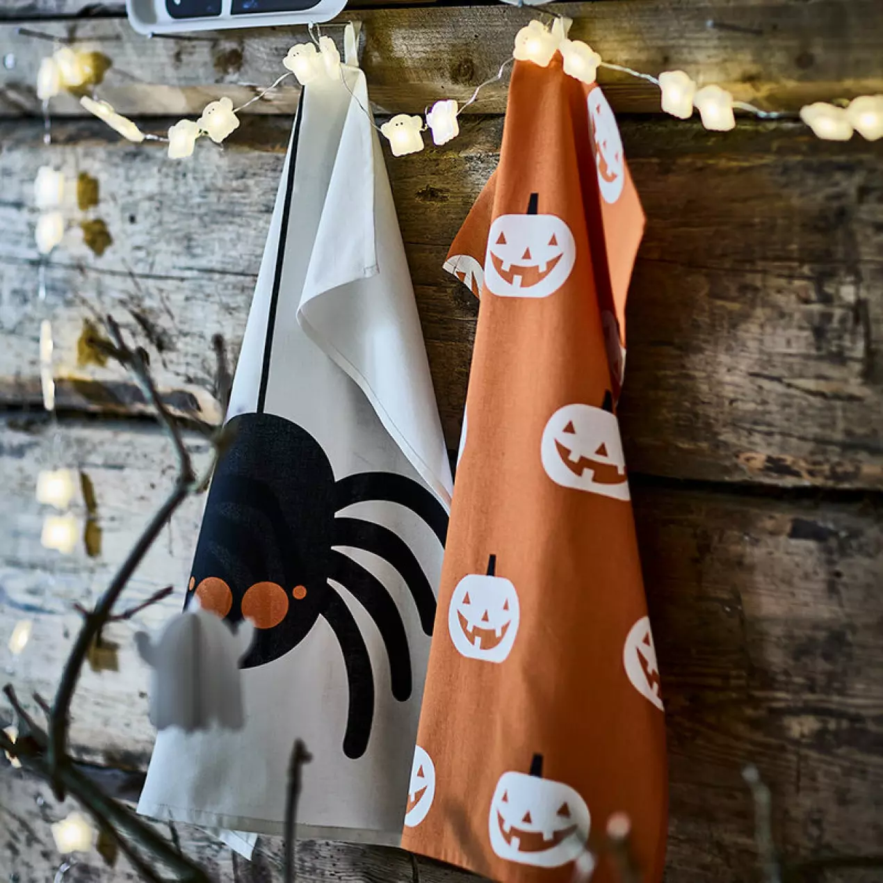torchon orange décoration Halloween citrouilles