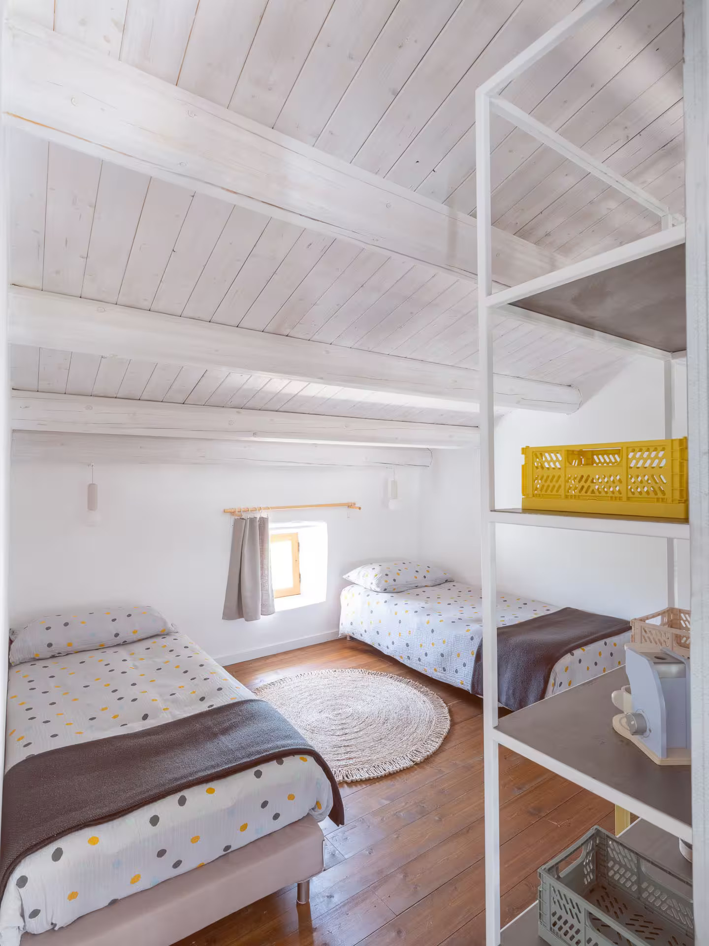 chambre à deux lits décoration contemporaine duplex en Sicile Baglio Cappello chambre à deux lits décoration contemporaine duplex en Sicile Baglio Cappello