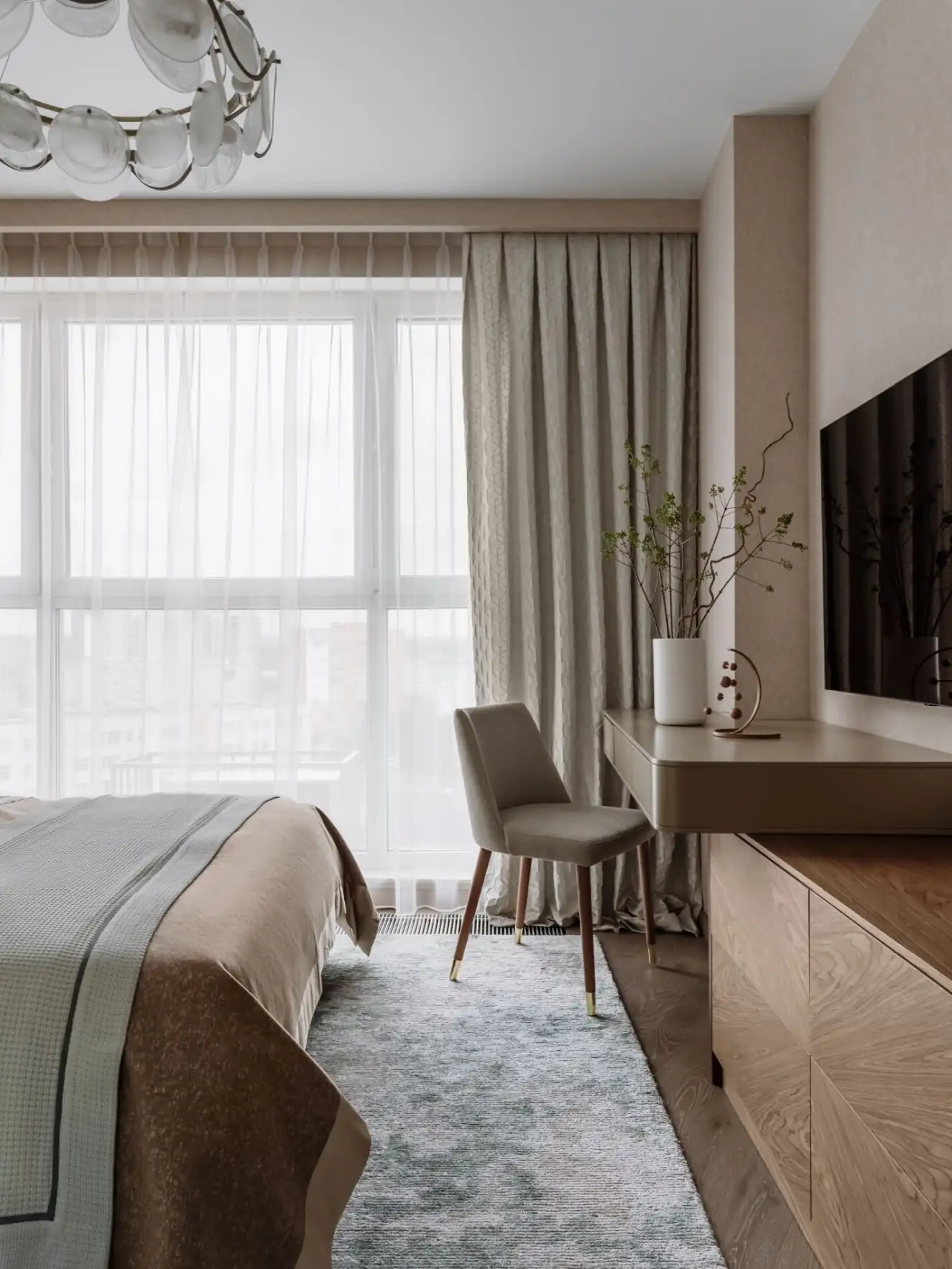 classic chic bedroom with desk