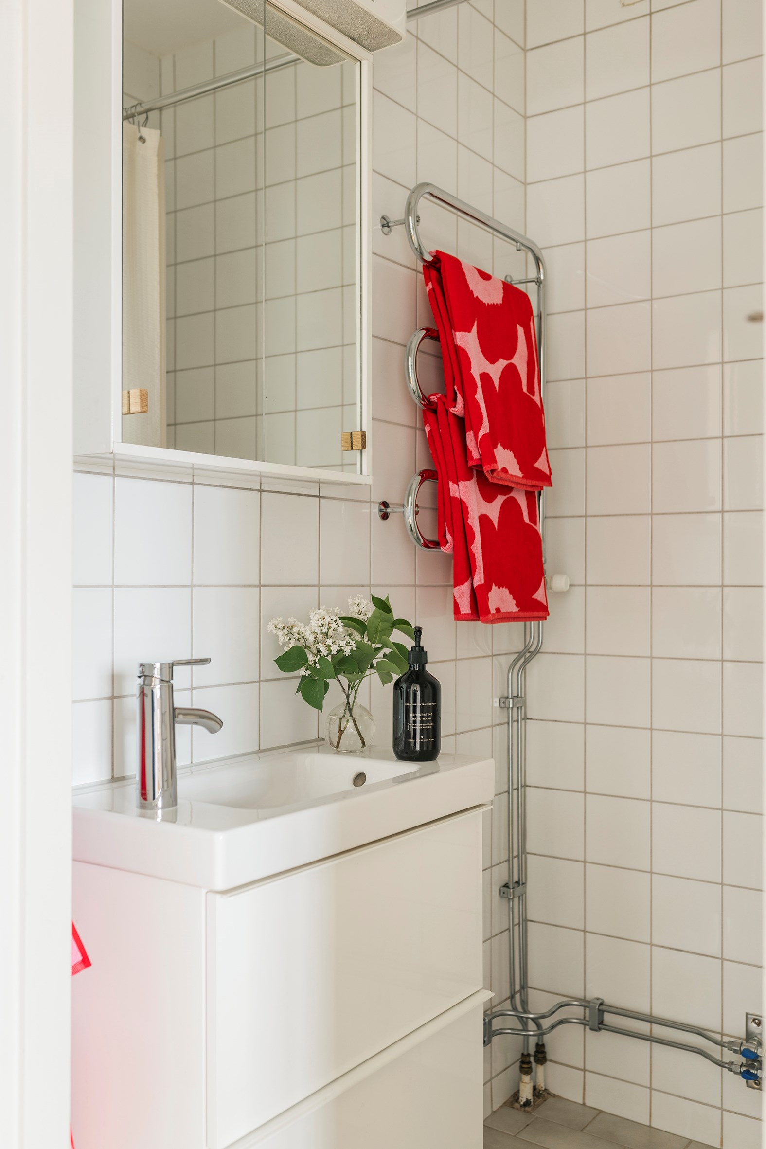 salle de bain blanche studio 35m2 décoration vintage scandinave 
