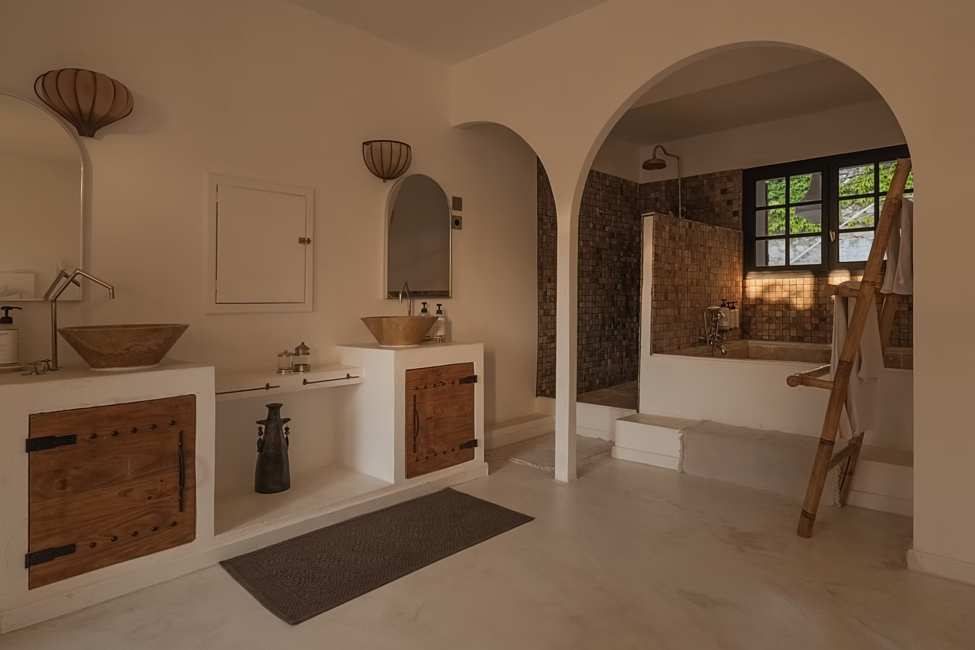 bathroom Provençal country house Casa Youm Marseille with pool and sea view bathroom Provençal country house Casa Youm Marseille with pool and sea view