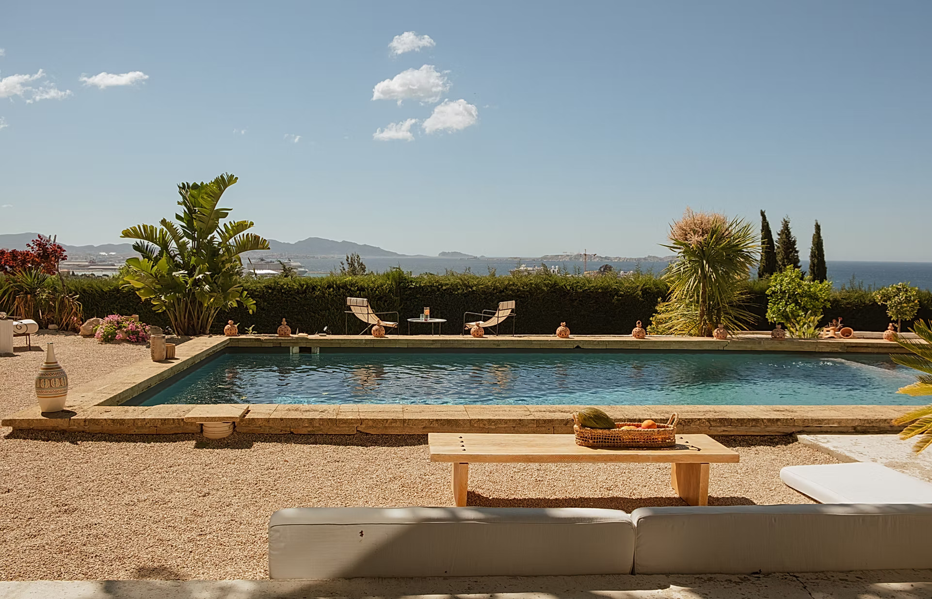 Casa Youm Marseille with pool and sea view Casa Youm Marseille with pool and sea view