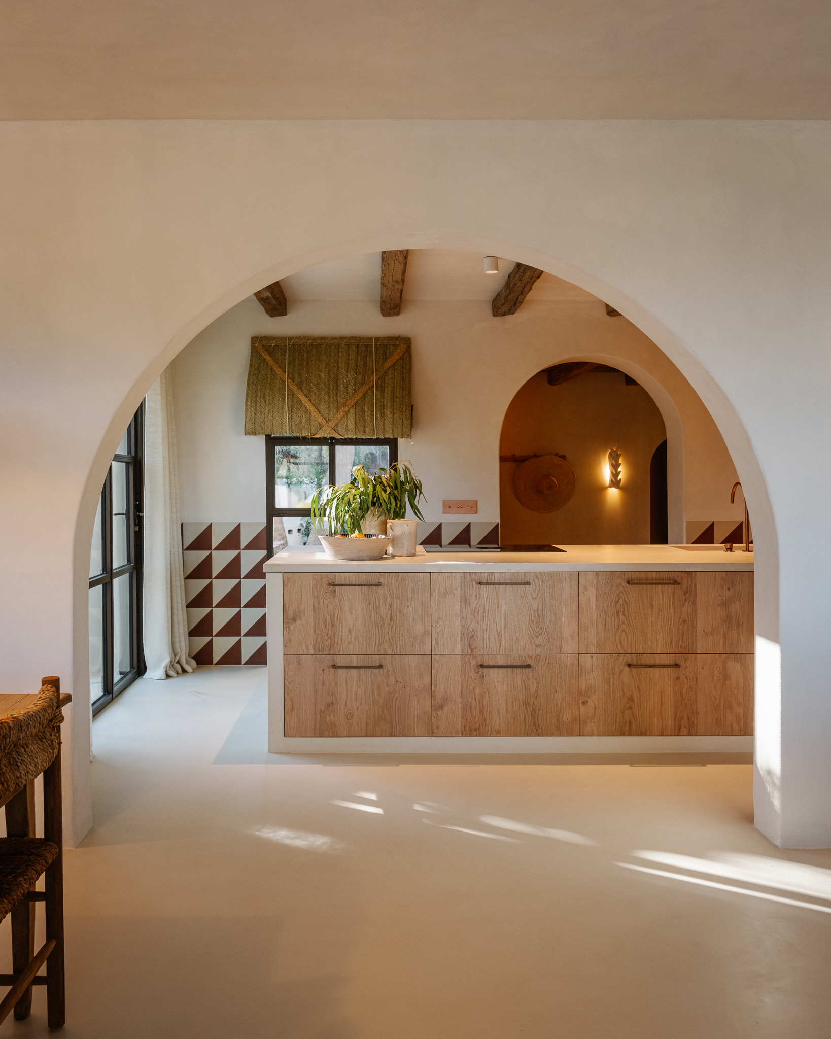 kitchen with arch