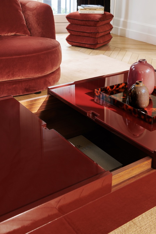 table basse rouge laqué collection AMPM 2026/2027 automne hiver table basse rouge laqué collection AMPM 2026/2027 automne hiver