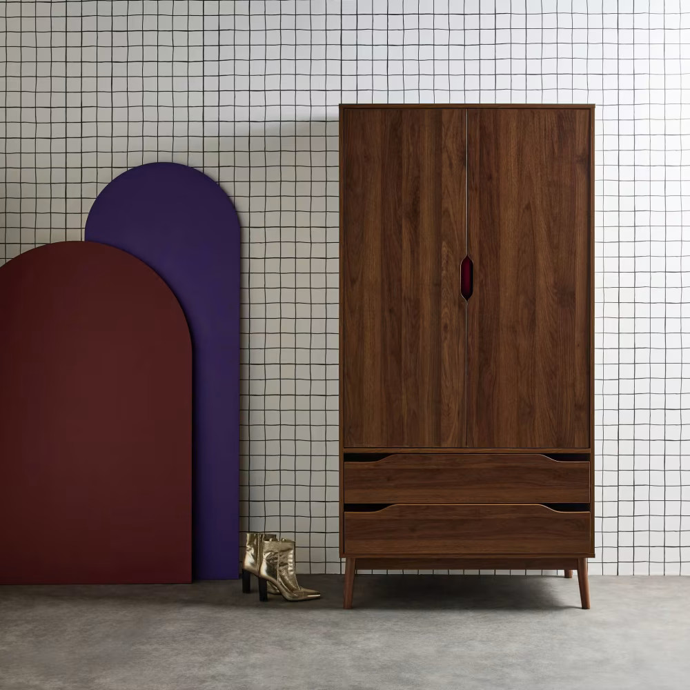petite armoire bois noyer
