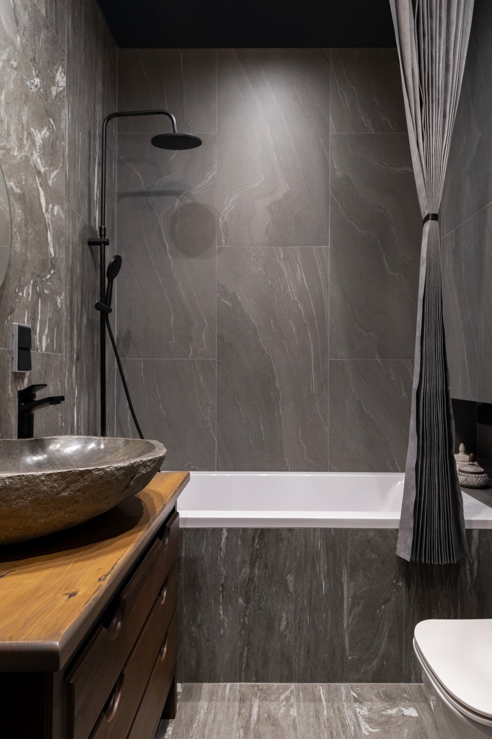 salle de bain grise avec baignoire deux-pièces 41m2 décoration contemporaine salle de bain grise avec baignoire deux-pièces 41m2 décoration contemporaine