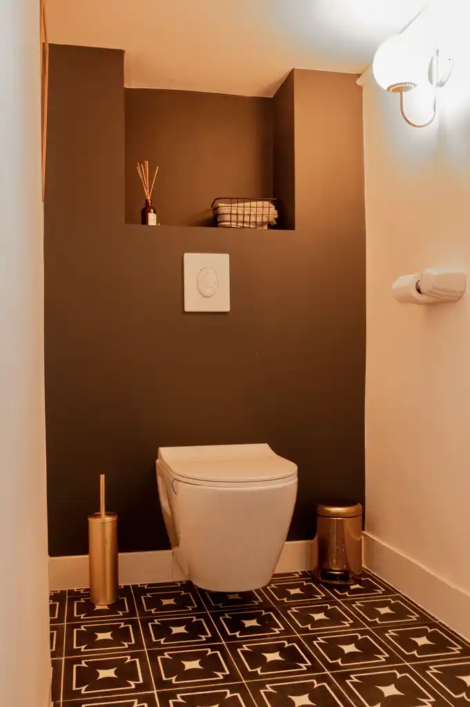 toilettes maison bretonne Photo : ©Lisa Marie Leclerc toilettes maison bretonne Photo : ©Lisa Marie Leclerc