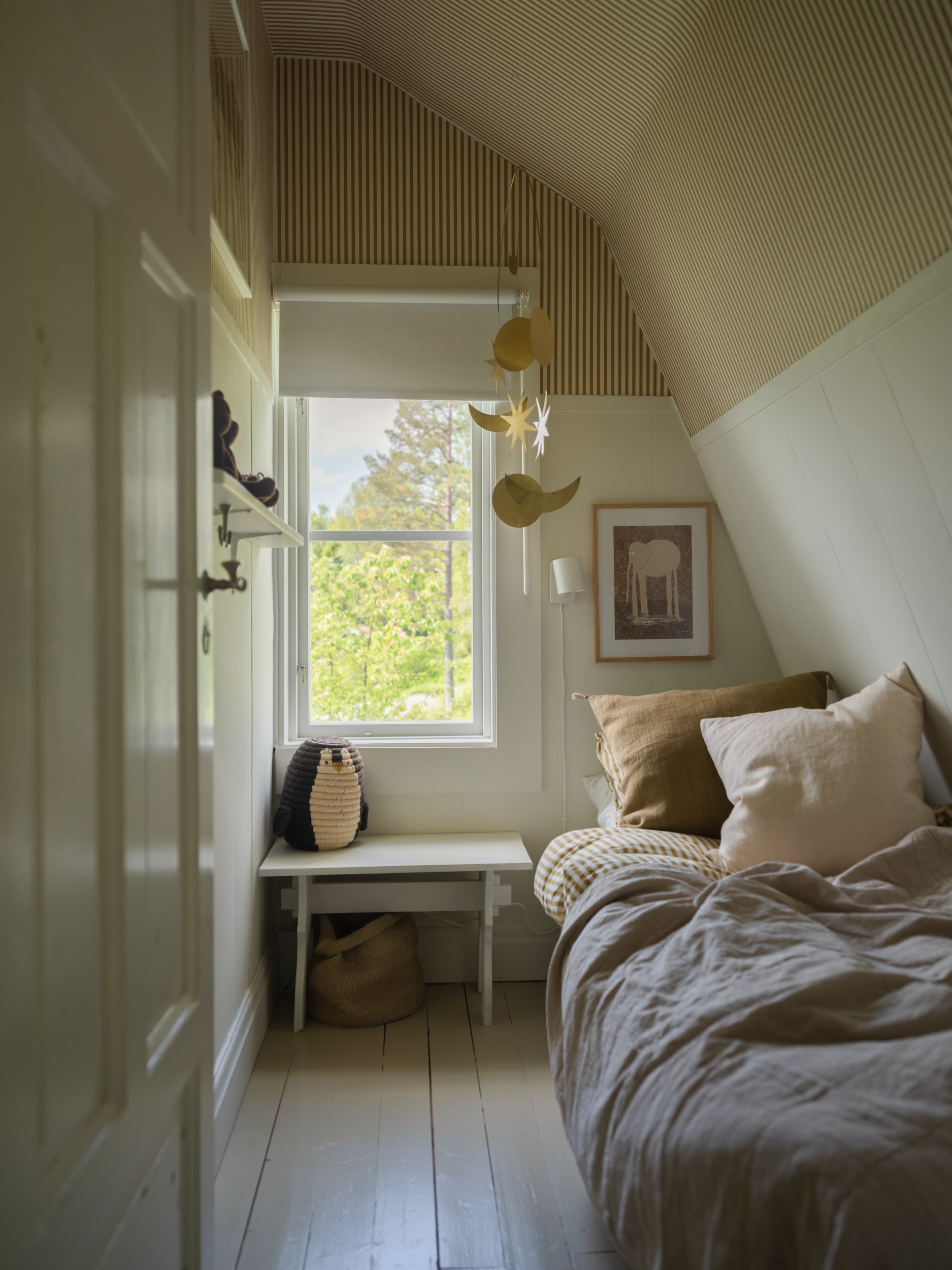 petite chambre enfant mansardée décoration scandinave petite chambre enfant mansardée décoration scandinave