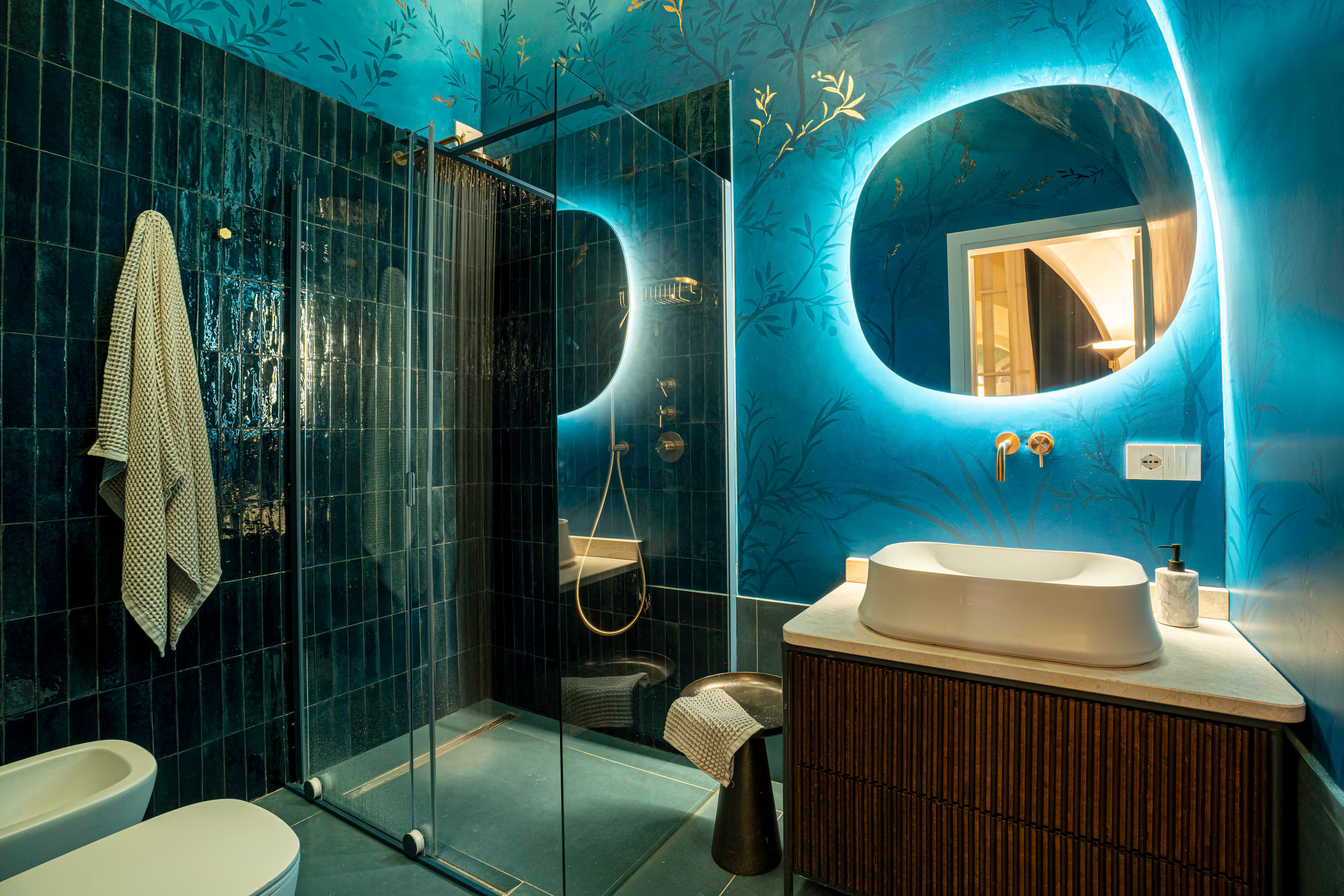 blue bathroom Dimora LAJ blue bathroom Dimora LAJ