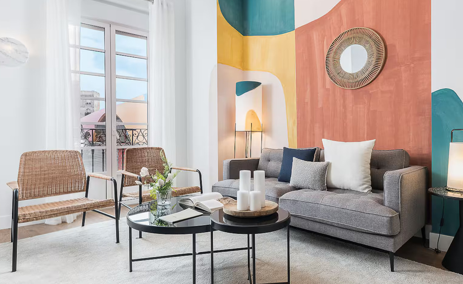 intérieur moderne et coloré