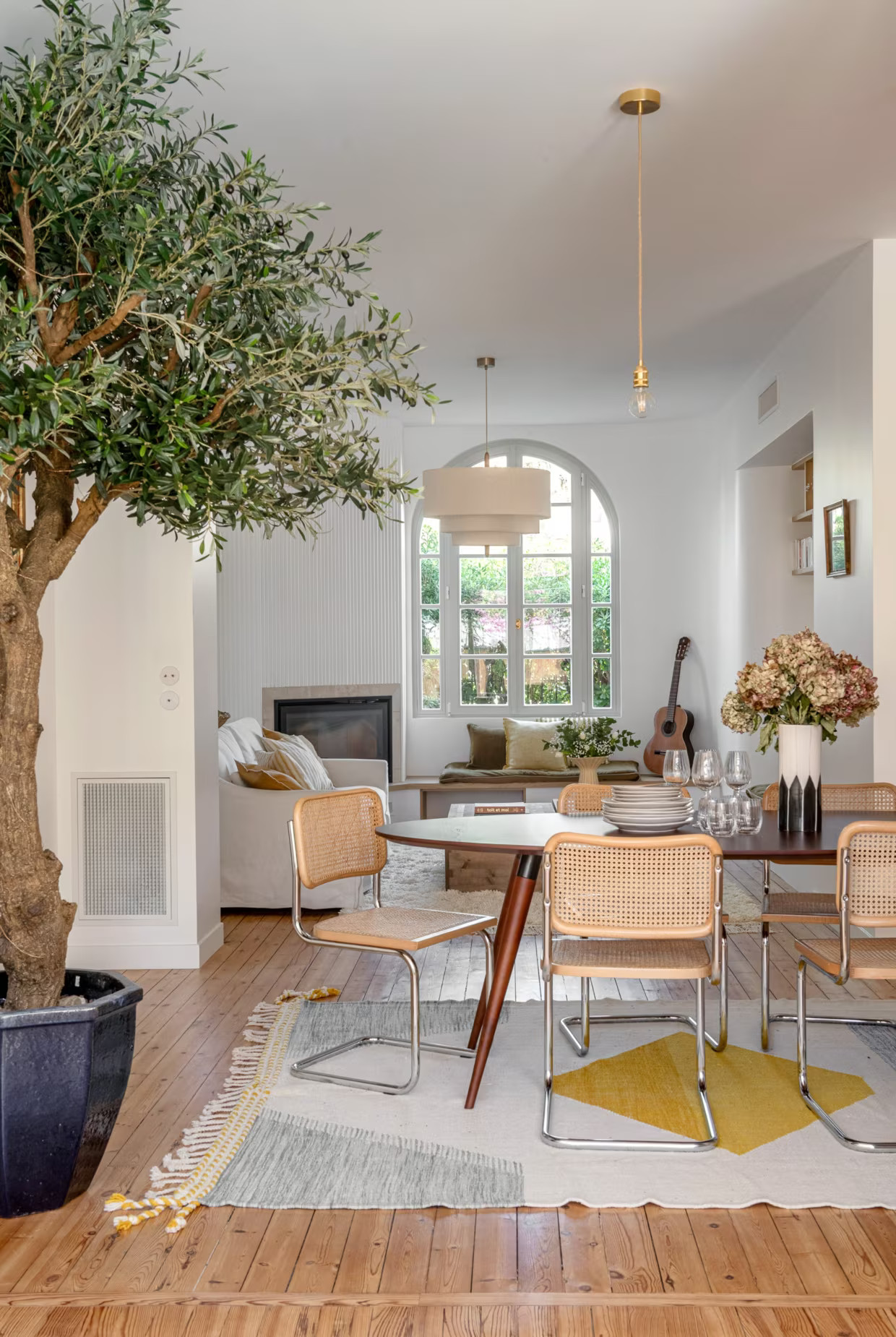 salon maison Bordeaux décoration contemporaine