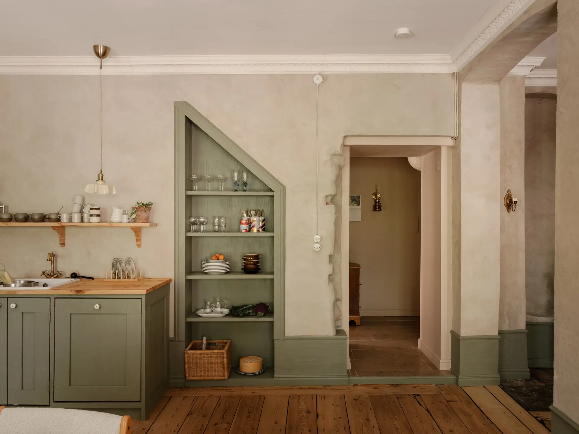 sage green shaker style kitchen 56sqm apartement Scandinavian decor sage green shaker style kitchen 56sqm apartement Scandinavian decor