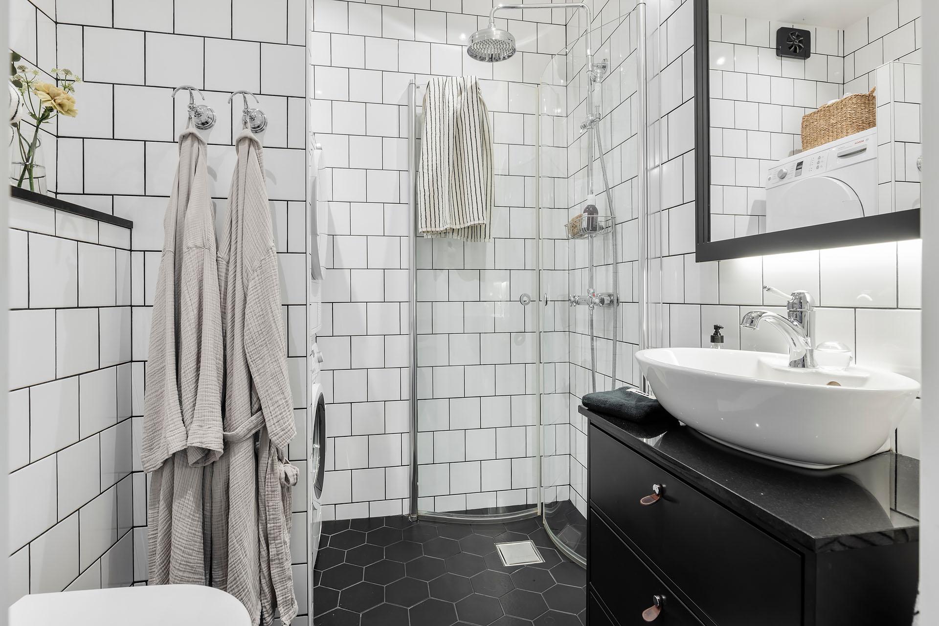 salle de bain blanche et noire salle de bain blanche et noire