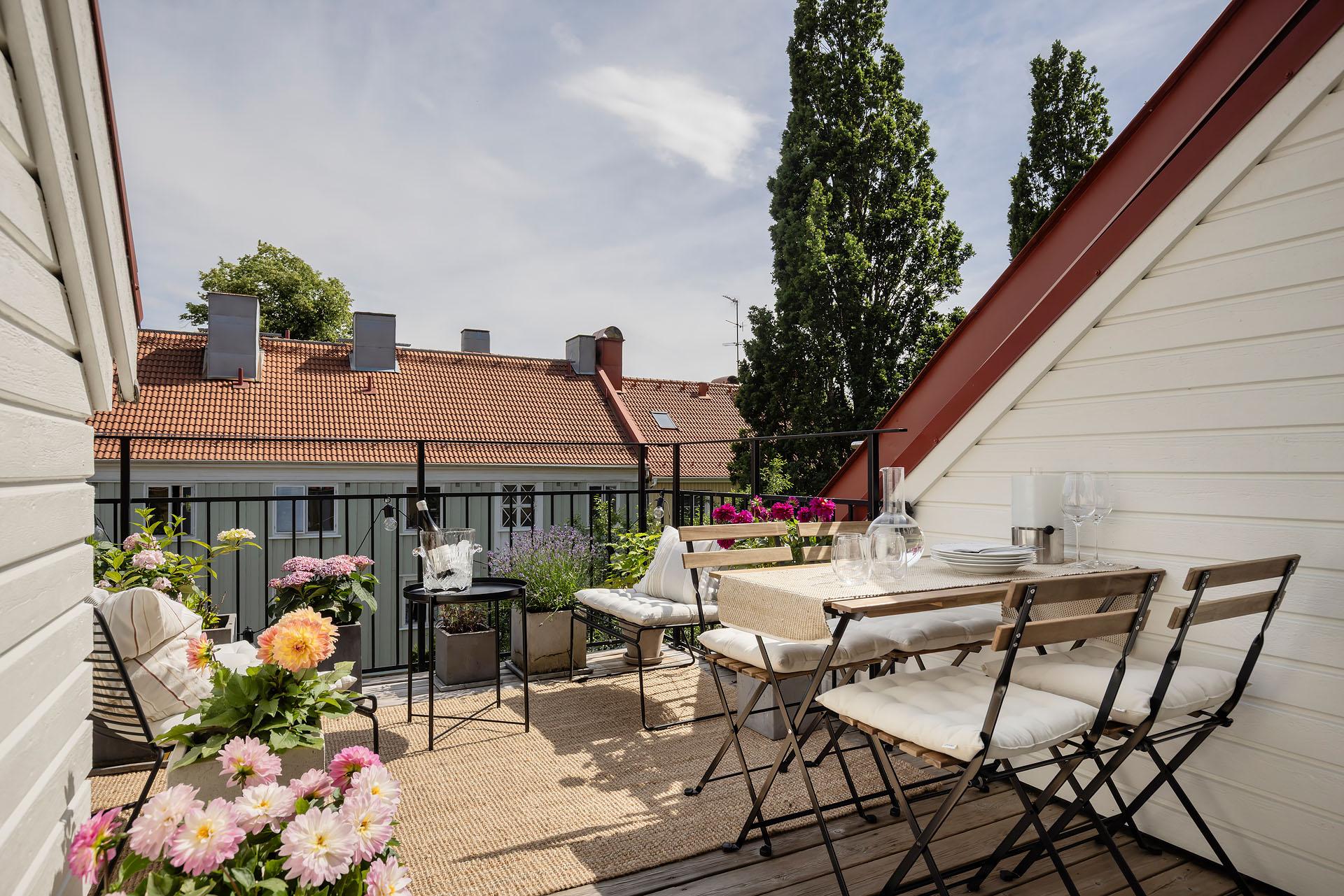 terrasse dans le toit style tropezienne terrasse dans le toit style tropezienne