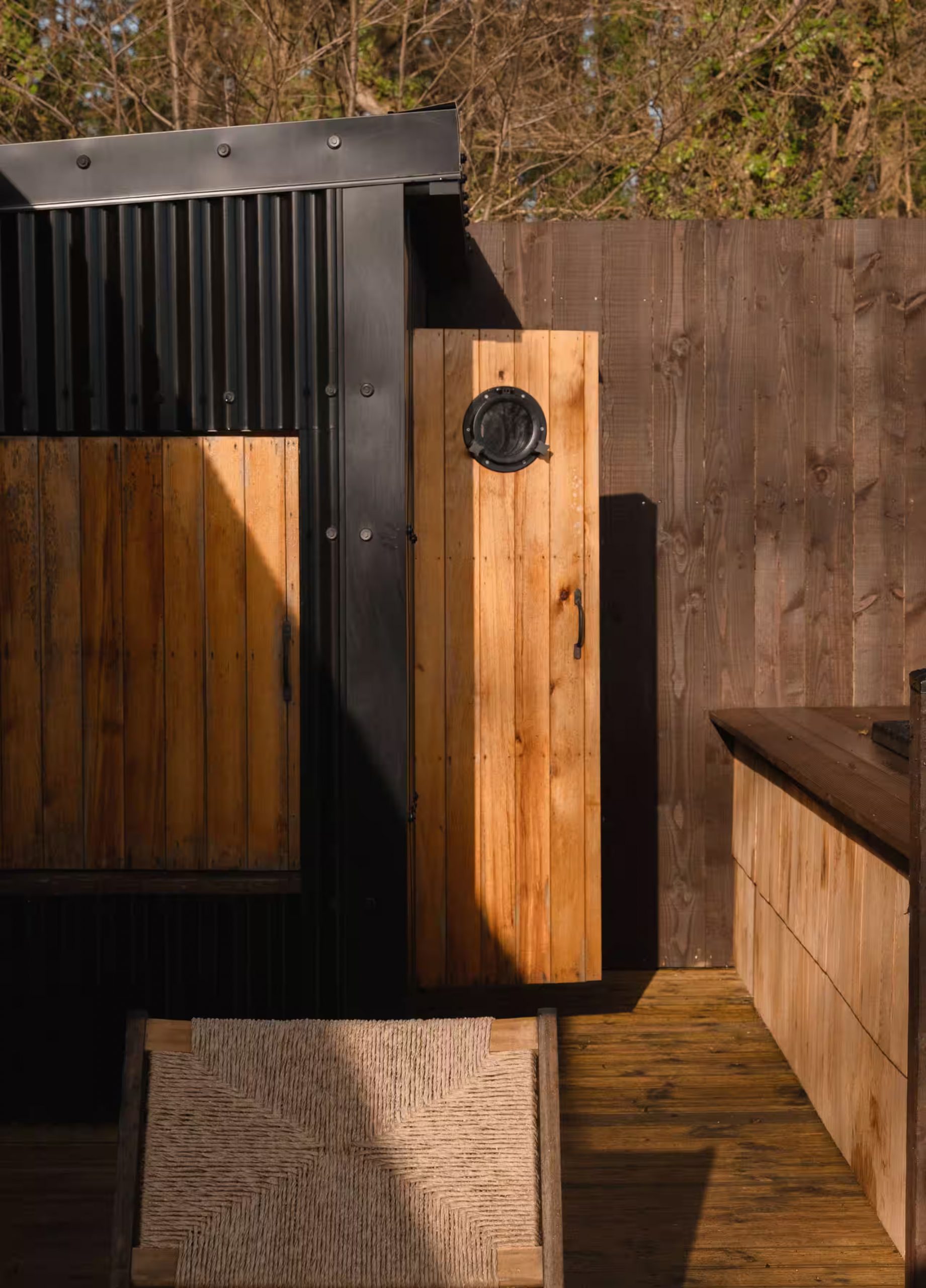 terrace small wooden house in Devon The Nook terrace small wooden house in Devon The Nook