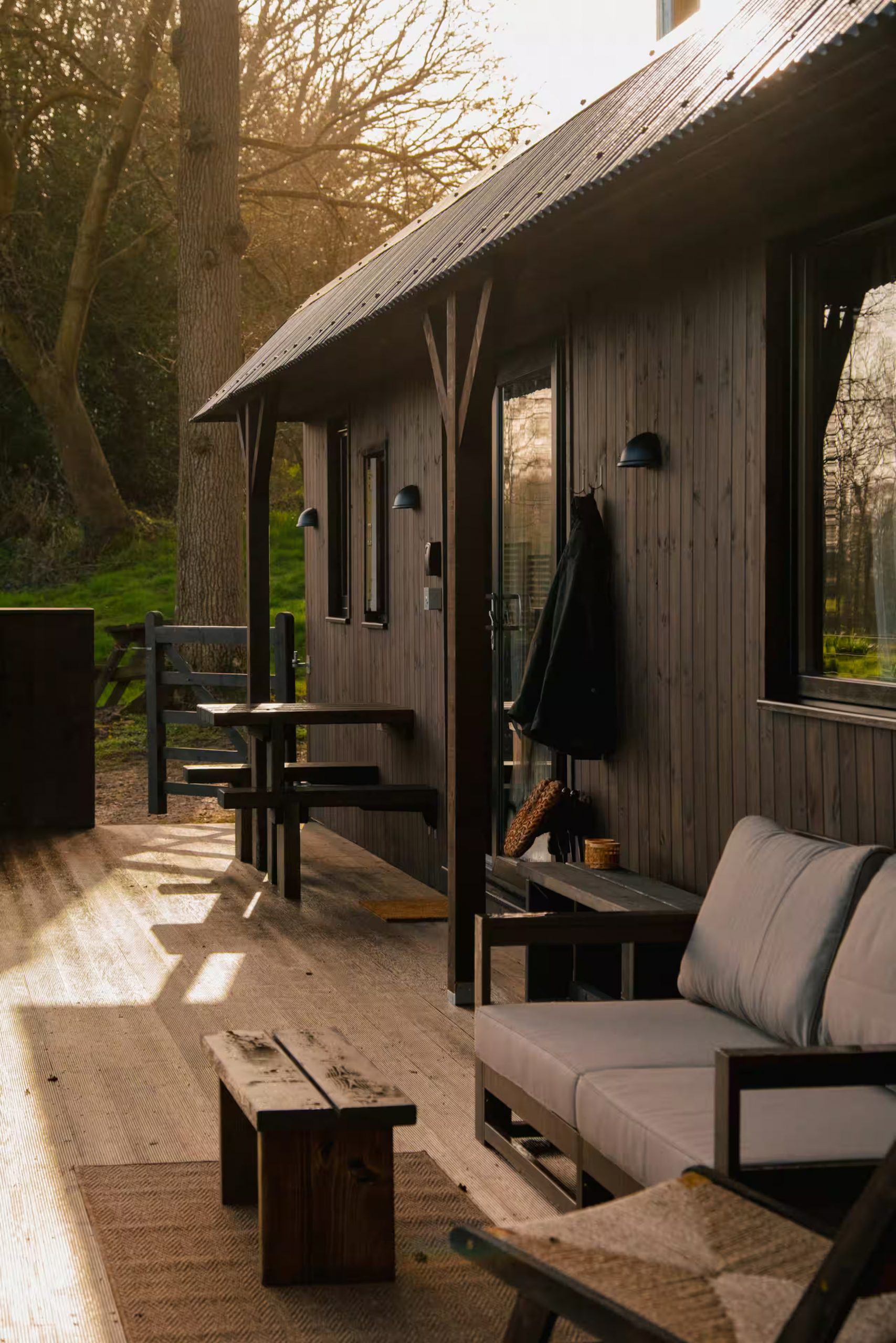 terrace small wooden house in Devon The Nook terrace small wooden house in Devon The Nook