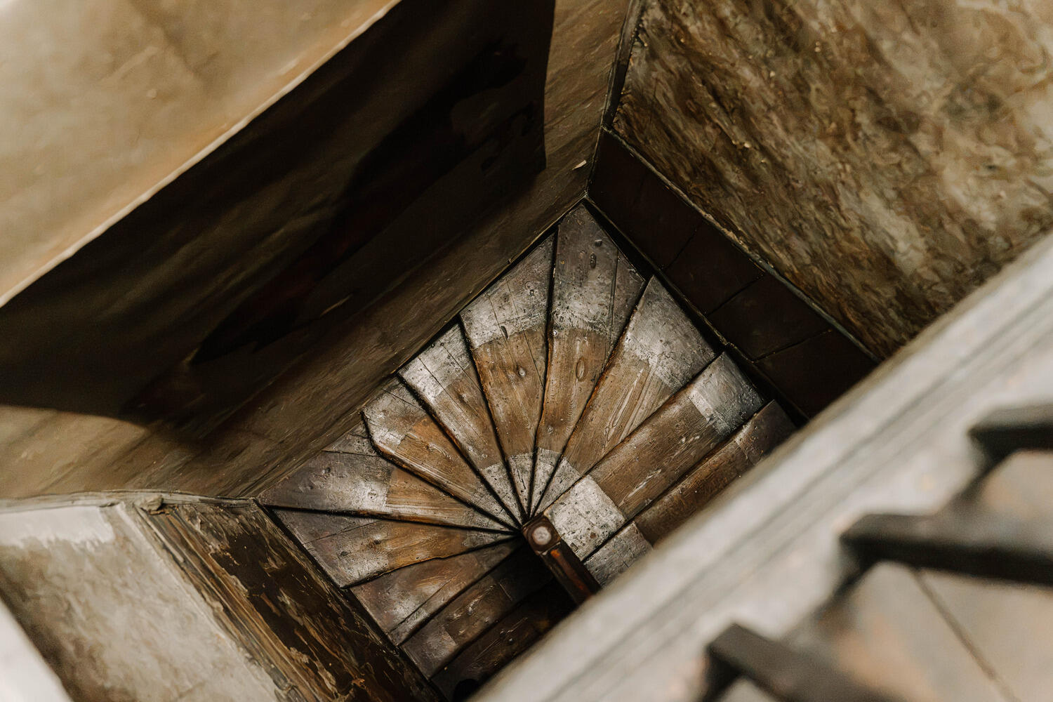 escalier en bois ancien