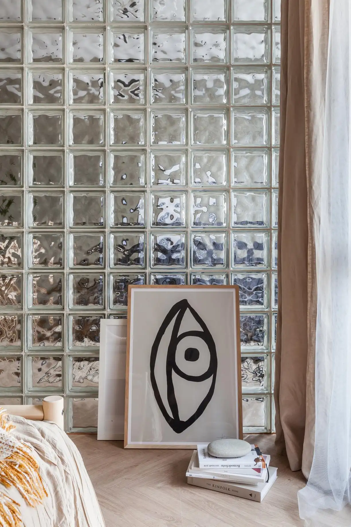 natural bedroom in 45sqm apartment with a glass brick partition natural bedroom in 45sqm apartment with a glass brick partition