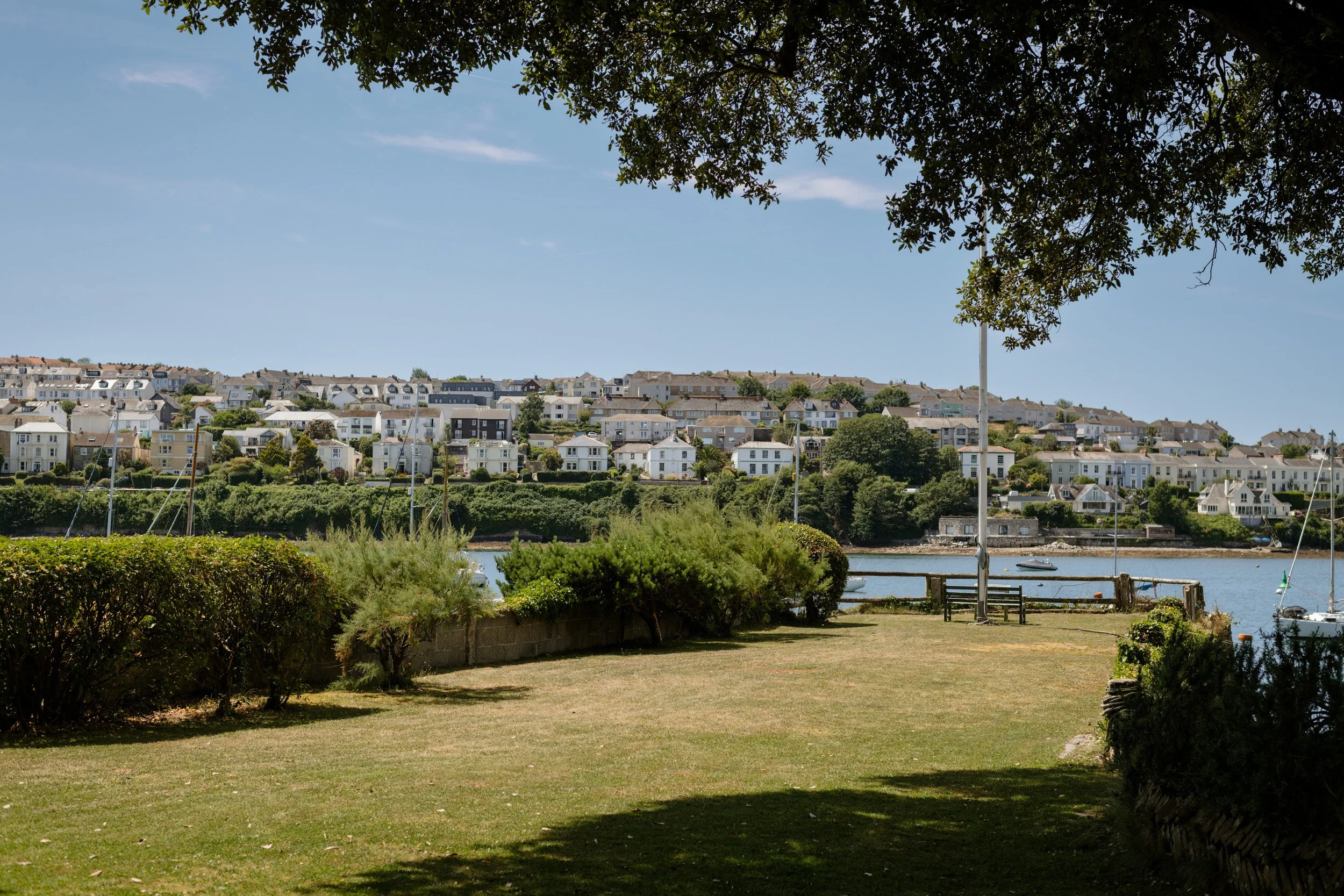 jardin chaumière dans les Cornouailles