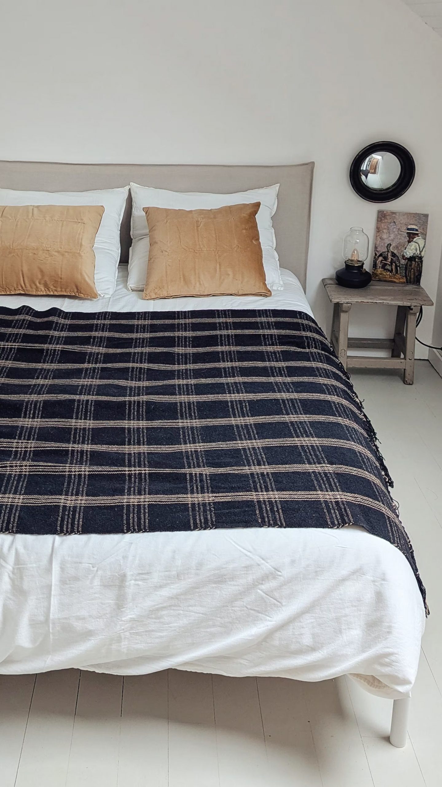 chambre mansardée décoration rustique chic maison près de la mer en Bretagne Ker Darwin Paimpol