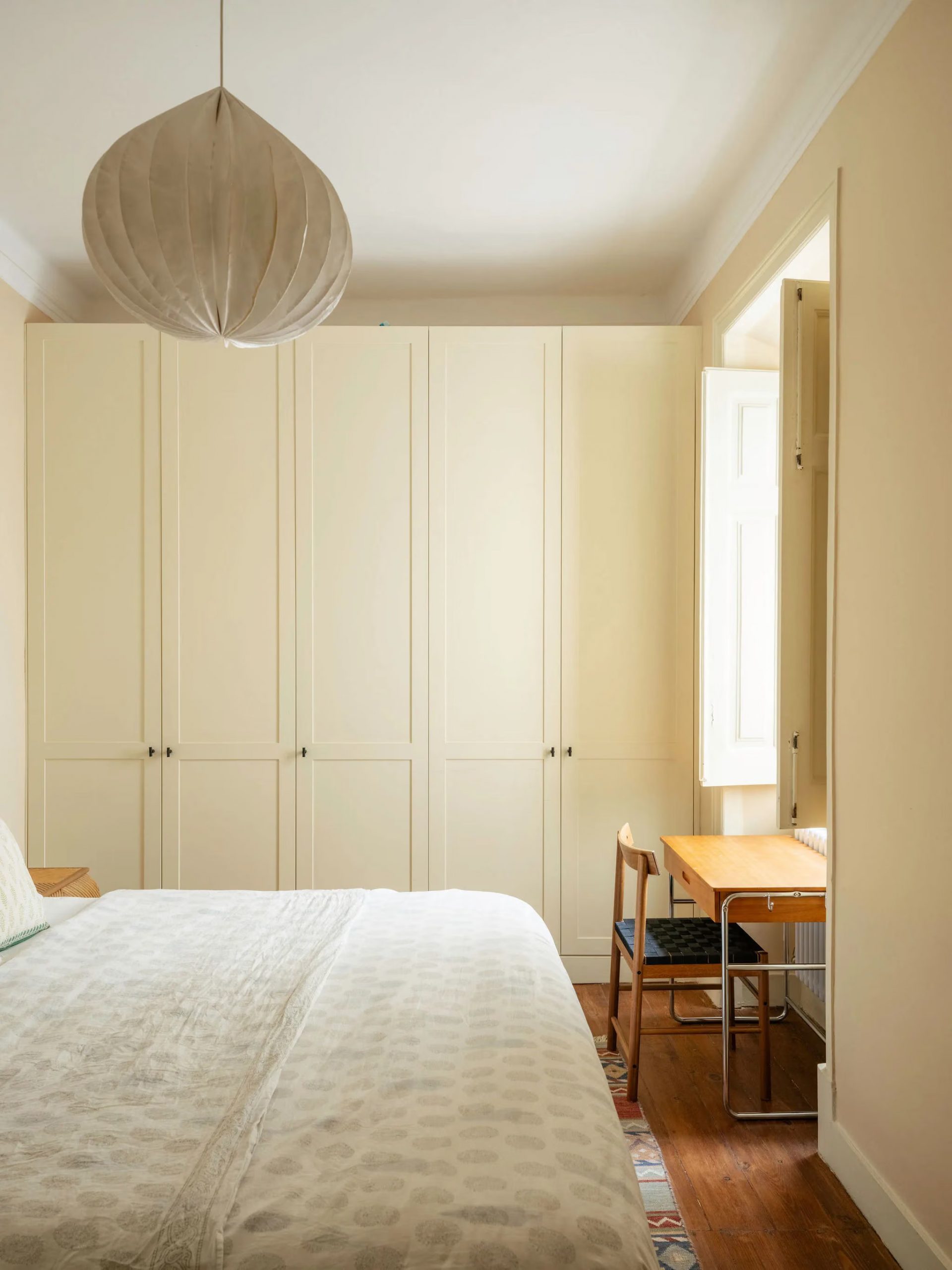 chambre classique chic avec placards chambre classique chic avec placards
