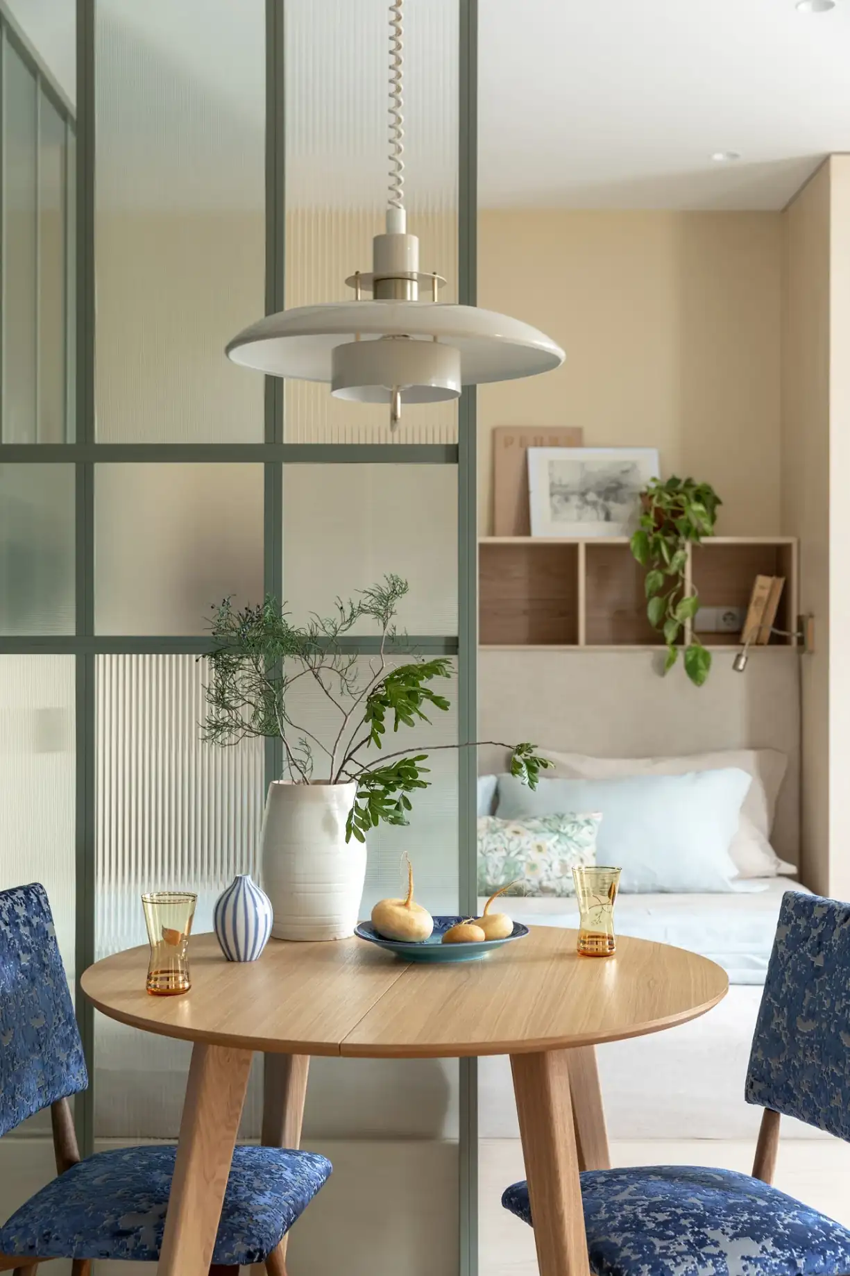 chambre et salle à manger avec verrière studio de 32m2 décoration contemporaine