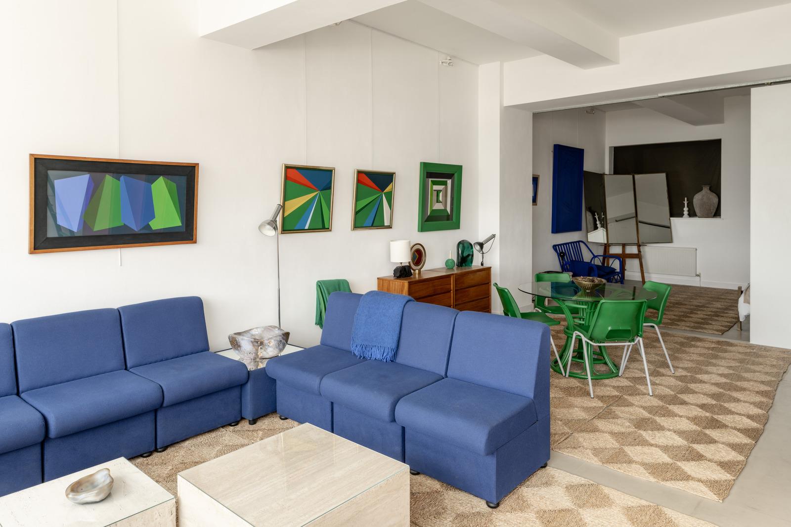 living room contemporary decor in a former workshop uniquely designed apartment living room contemporary decor in a former workshop uniquely designed apartment