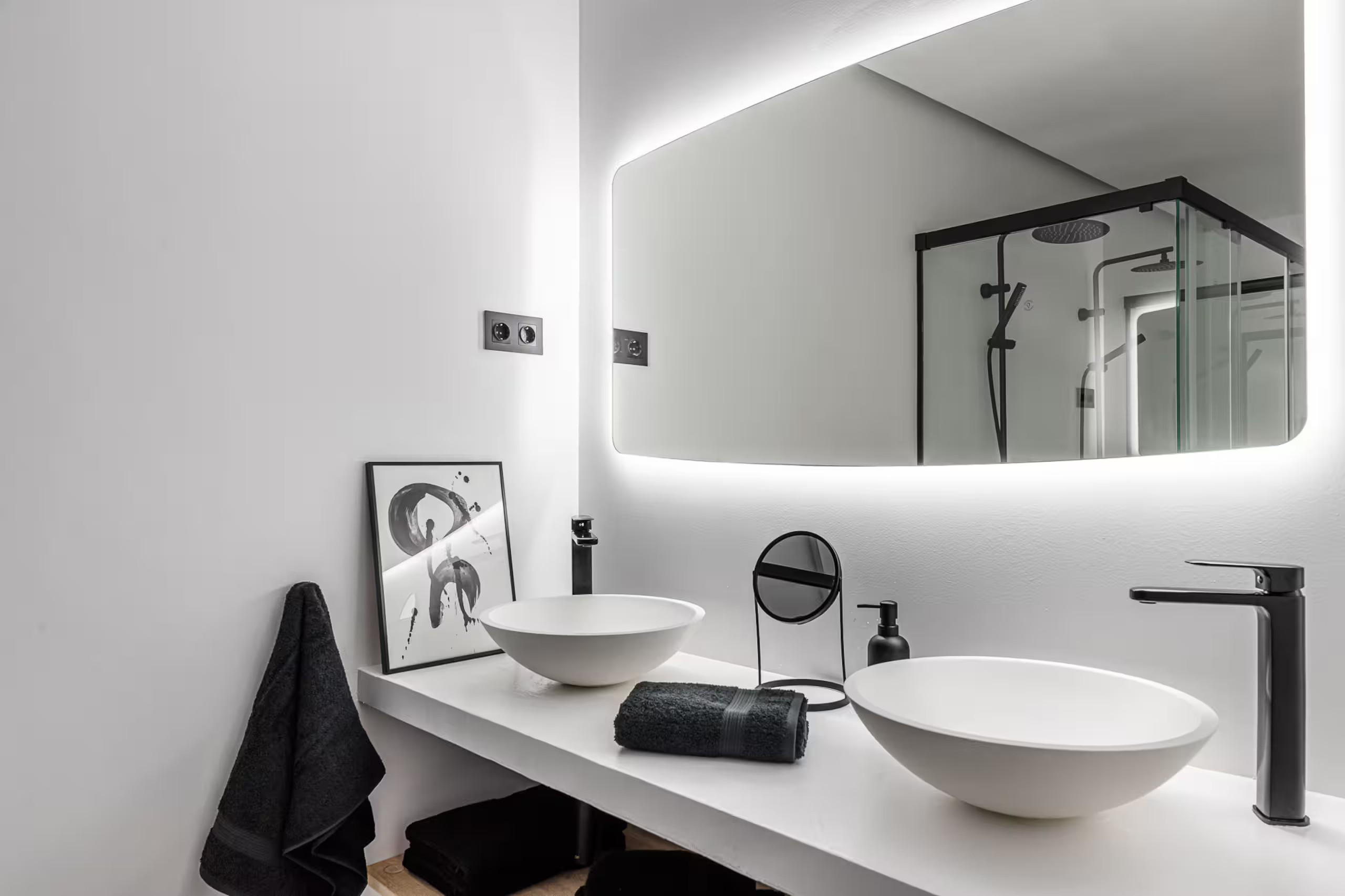 salle de bain blanche et noire décoration contemporaine salle de bain blanche et noire décoration contemporaine