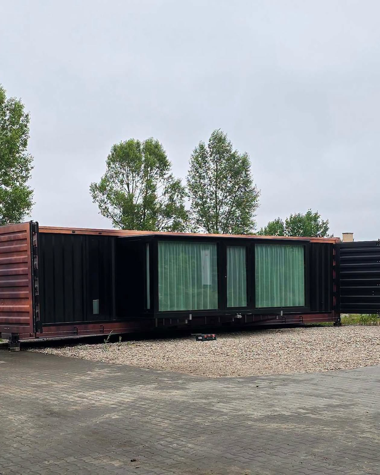 mini container home Hermitainer Flexicub