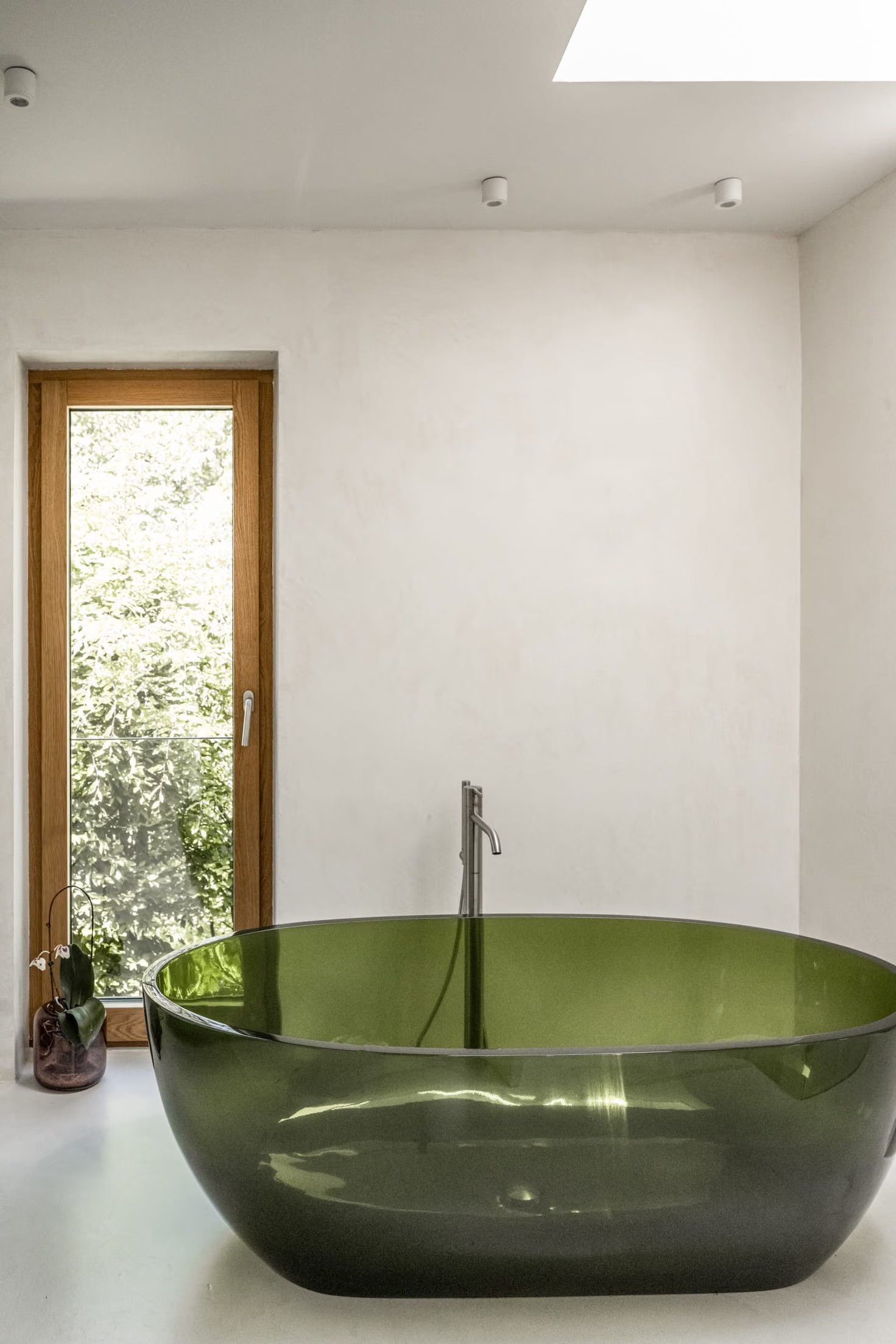 salle de bain avec baignoire verte design en verre salle de bain avec baignoire verte design en verre
