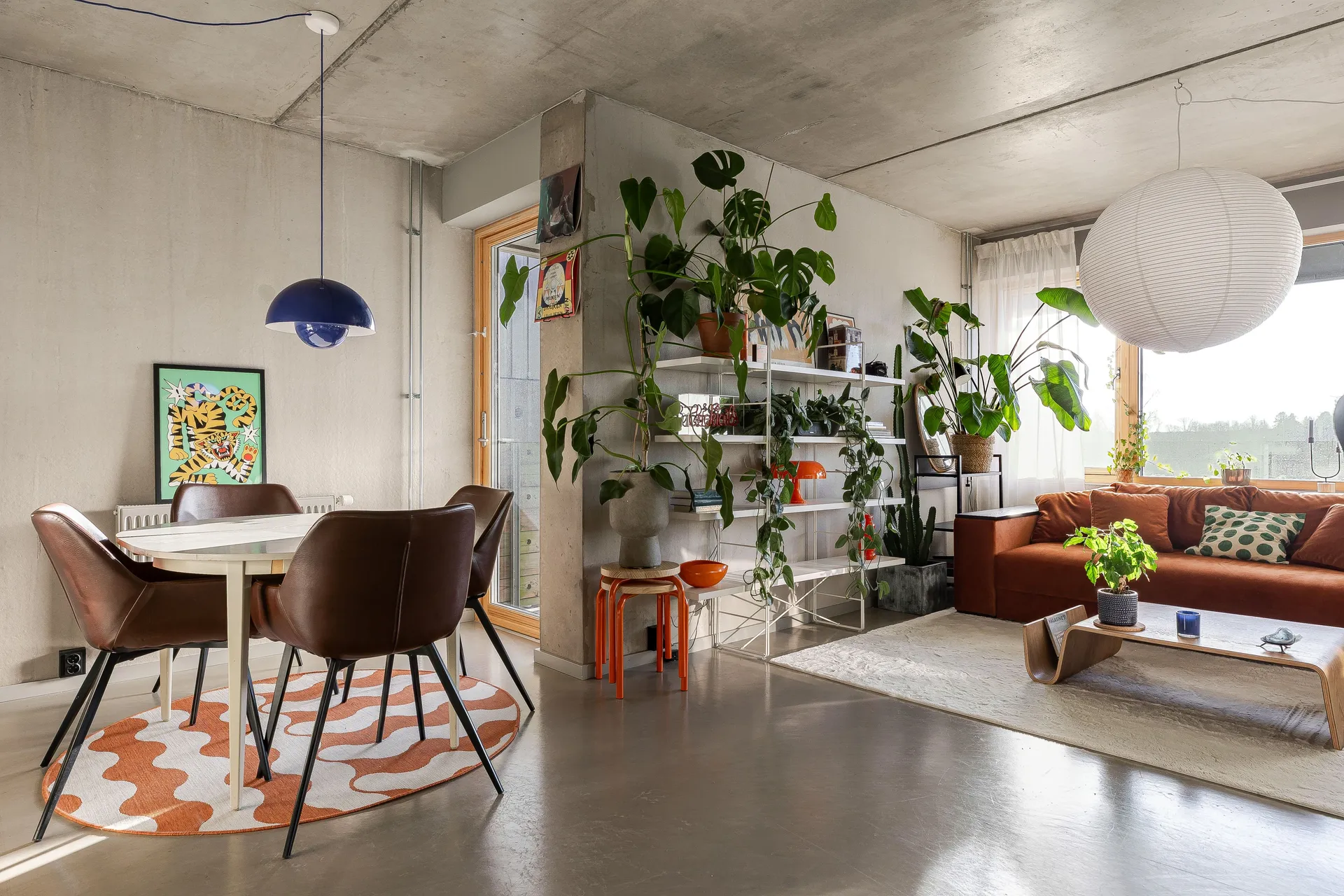 dining room and living room with concrete floor walls and ceiling 48sqm two-room apartment Scandinavian decor dining room and living room with concrete floor walls and ceiling 48sqm two-room apartment Scandinavian decor