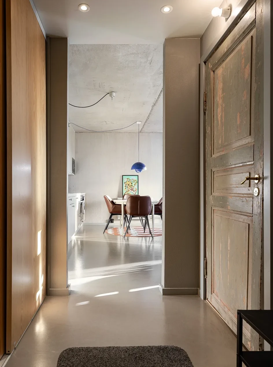 entrance with concrete floor entrance with concrete floor