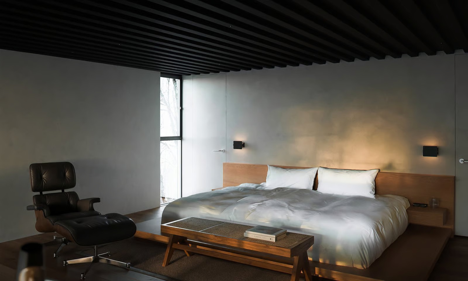 chambre contemporaine plafond lattes de bois noir