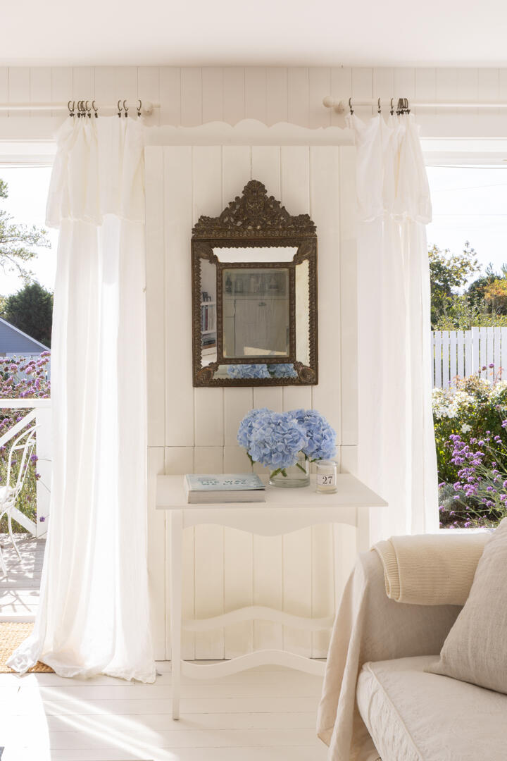 salon décoration campagne chic maison blanche en bord de mer salon décoration campagne chic maison blanche en bord de mer