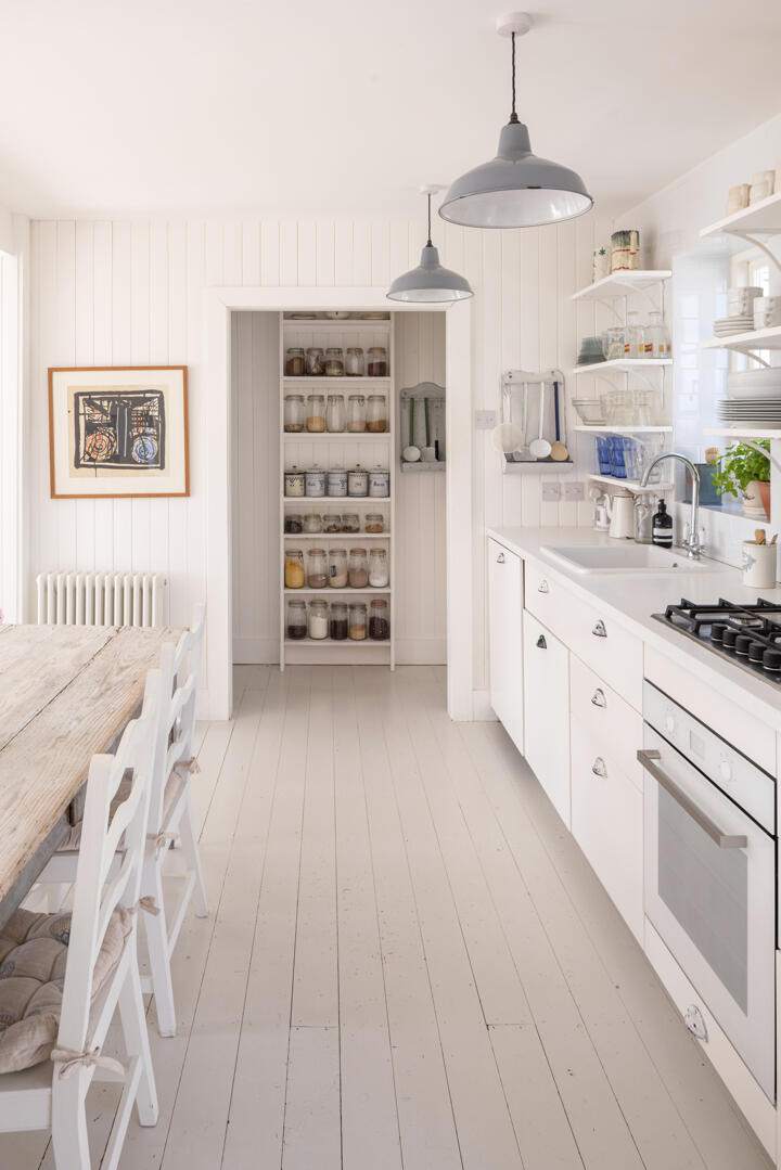 salle à manger et cuisine décoration campagne chic maison blanche en bord de mer salle à manger et cuisine décoration campagne chic maison blanche en bord de mer